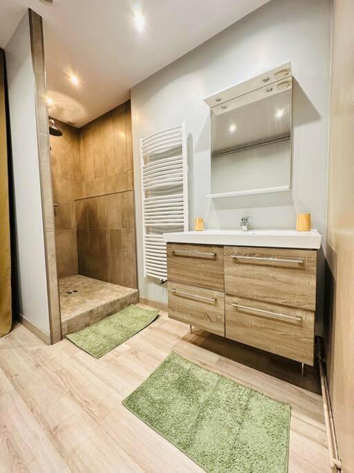 Appartement Au Coeur De Bruyeres Extérieur photo